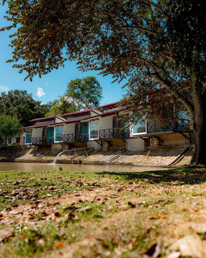 Hacienda Don Vicente Bungalows-塔拉波托 外观 照片